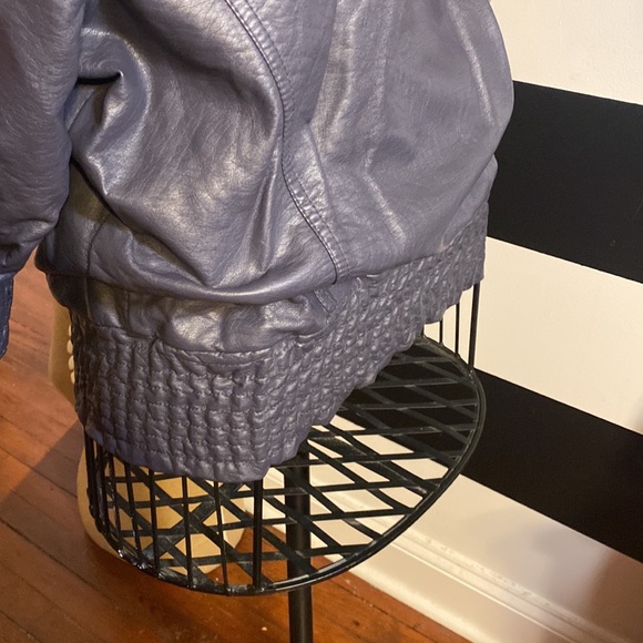 Leather Jacket - Picture 5 of 5